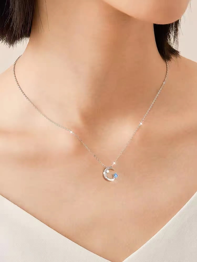 925 Sterling Silver Cubic Zirconia Moon Necklace