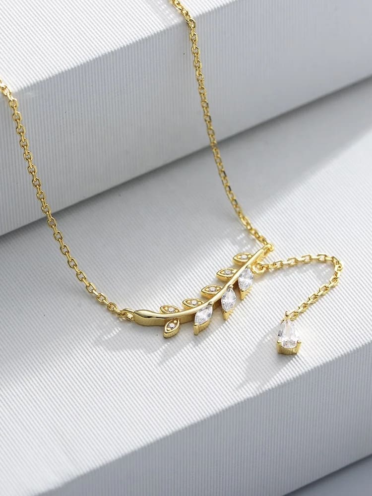 925 Sterling Silver Cubic Zirconia Leaf Necklace