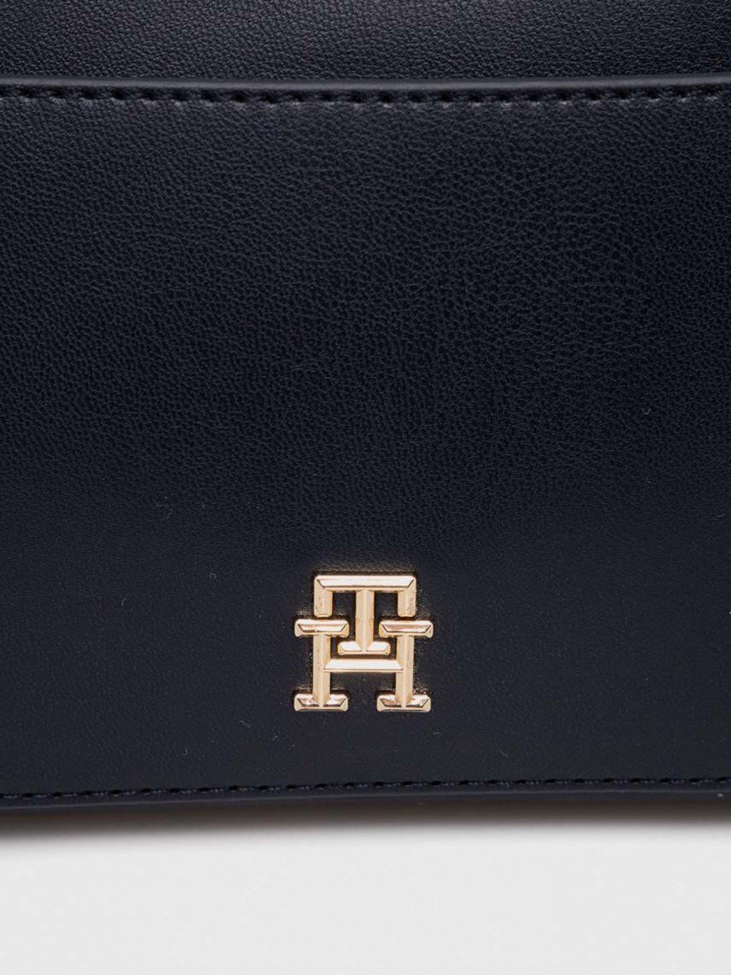 TOMMY HILFIGER Crossbody Bag