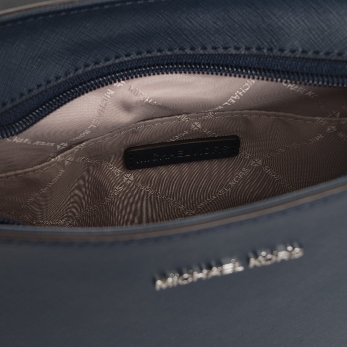 MICHAEL KORS Crossbody Bag
