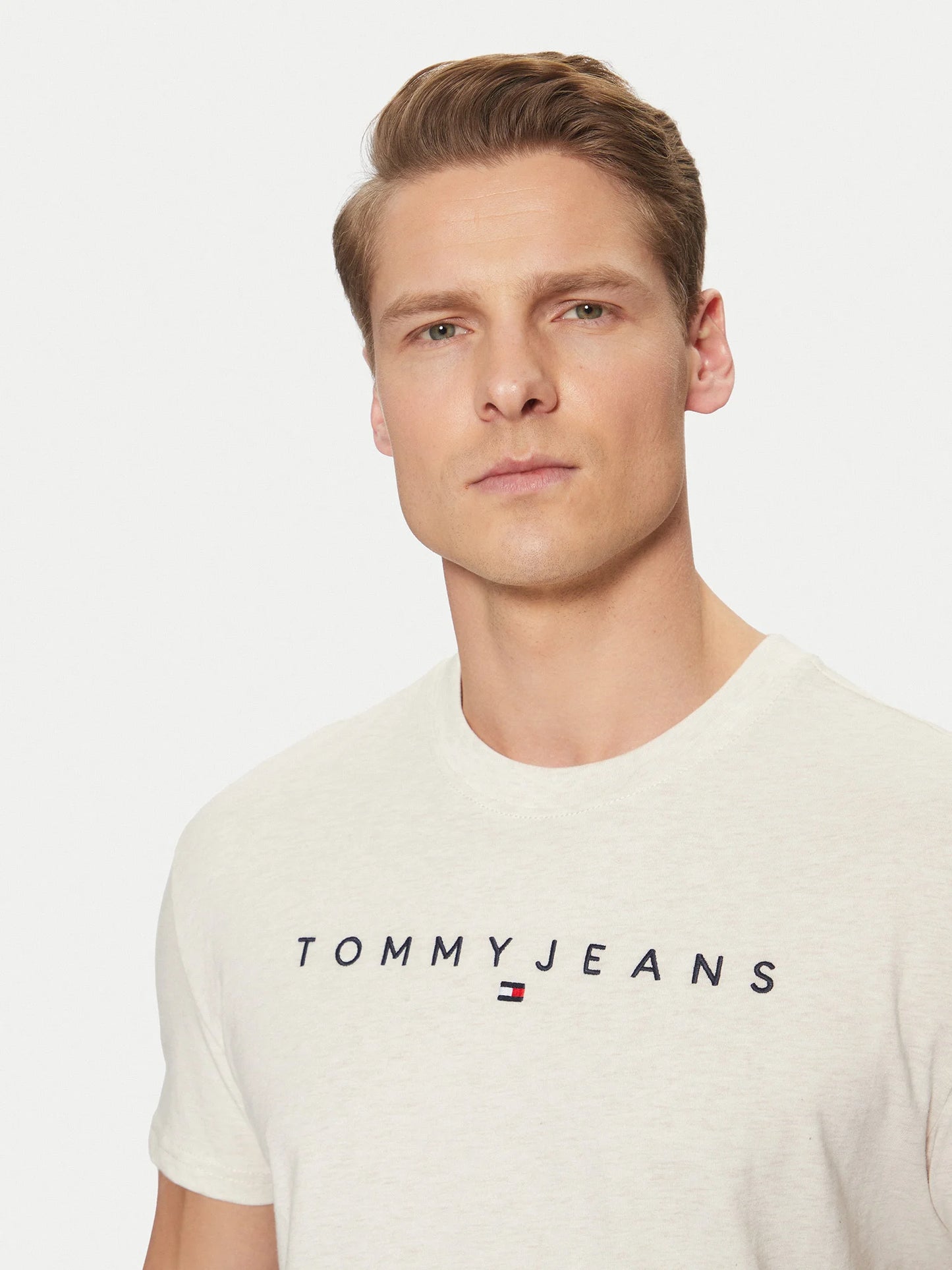 TOMMY JEANS Men T-Shirt