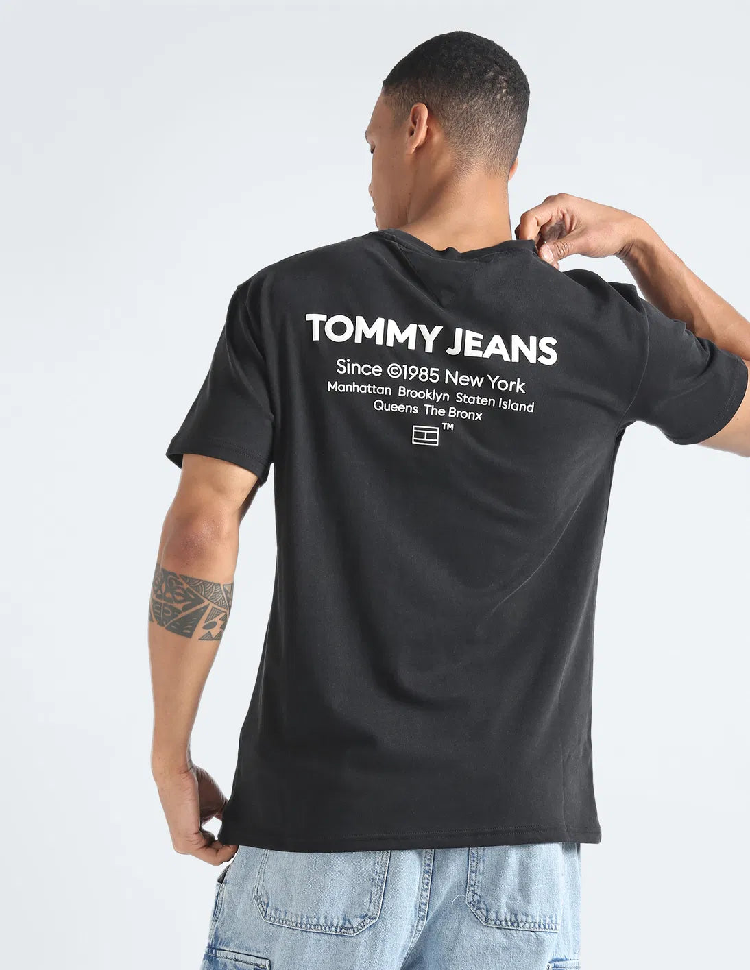 TOMMY JEANS Men T-Shirt