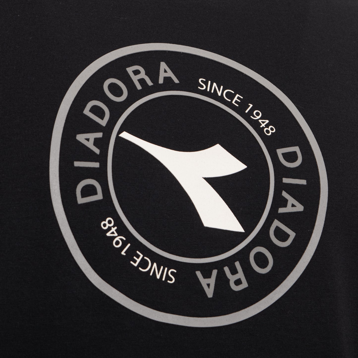 DIADORA Men T-Shirt