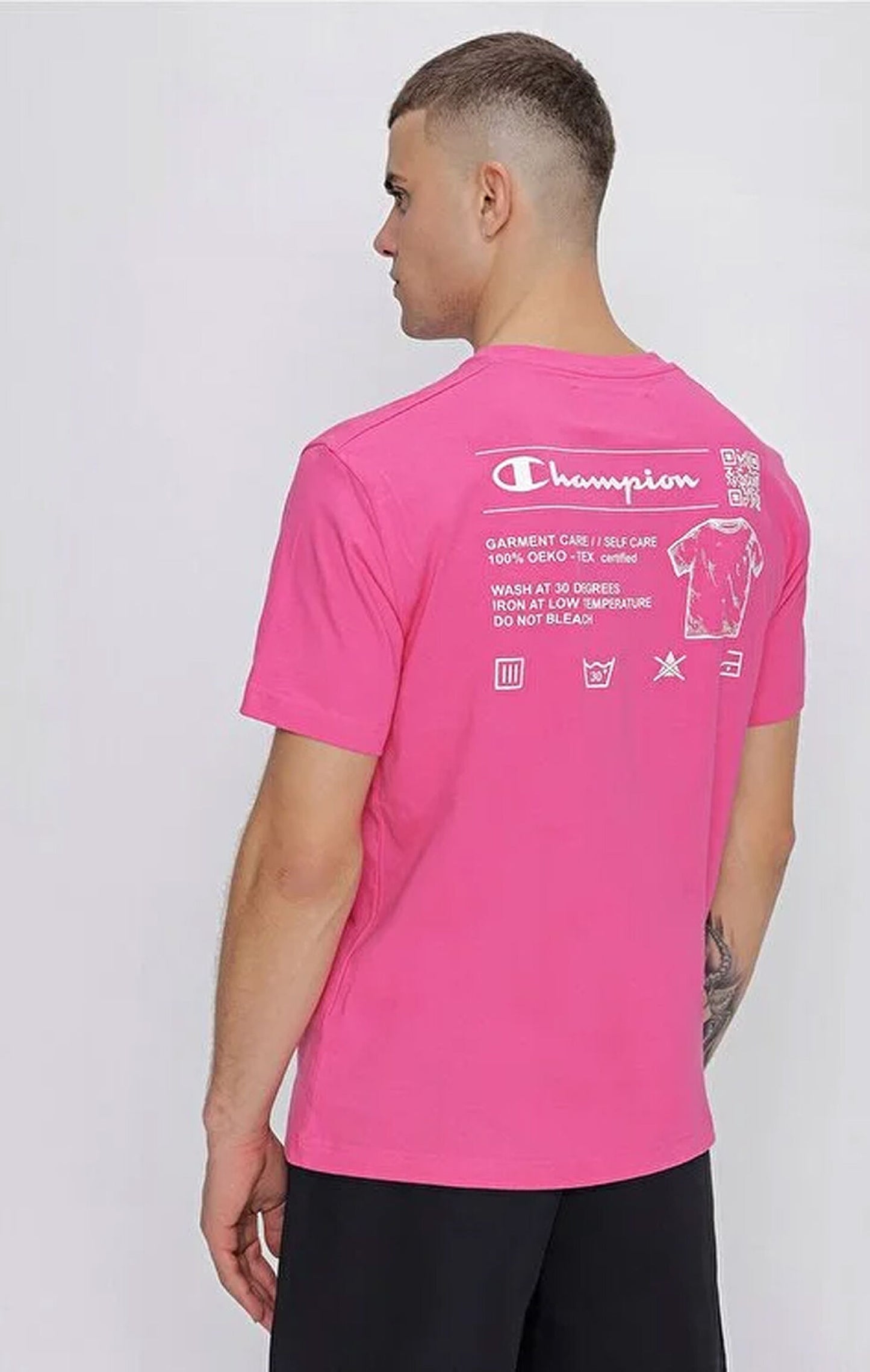 CHAMPION Men T-Shirt