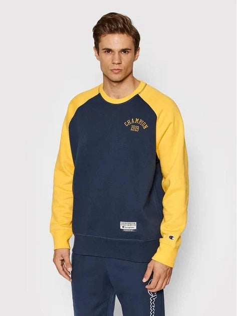 CHAMPION Men Sweatshirt