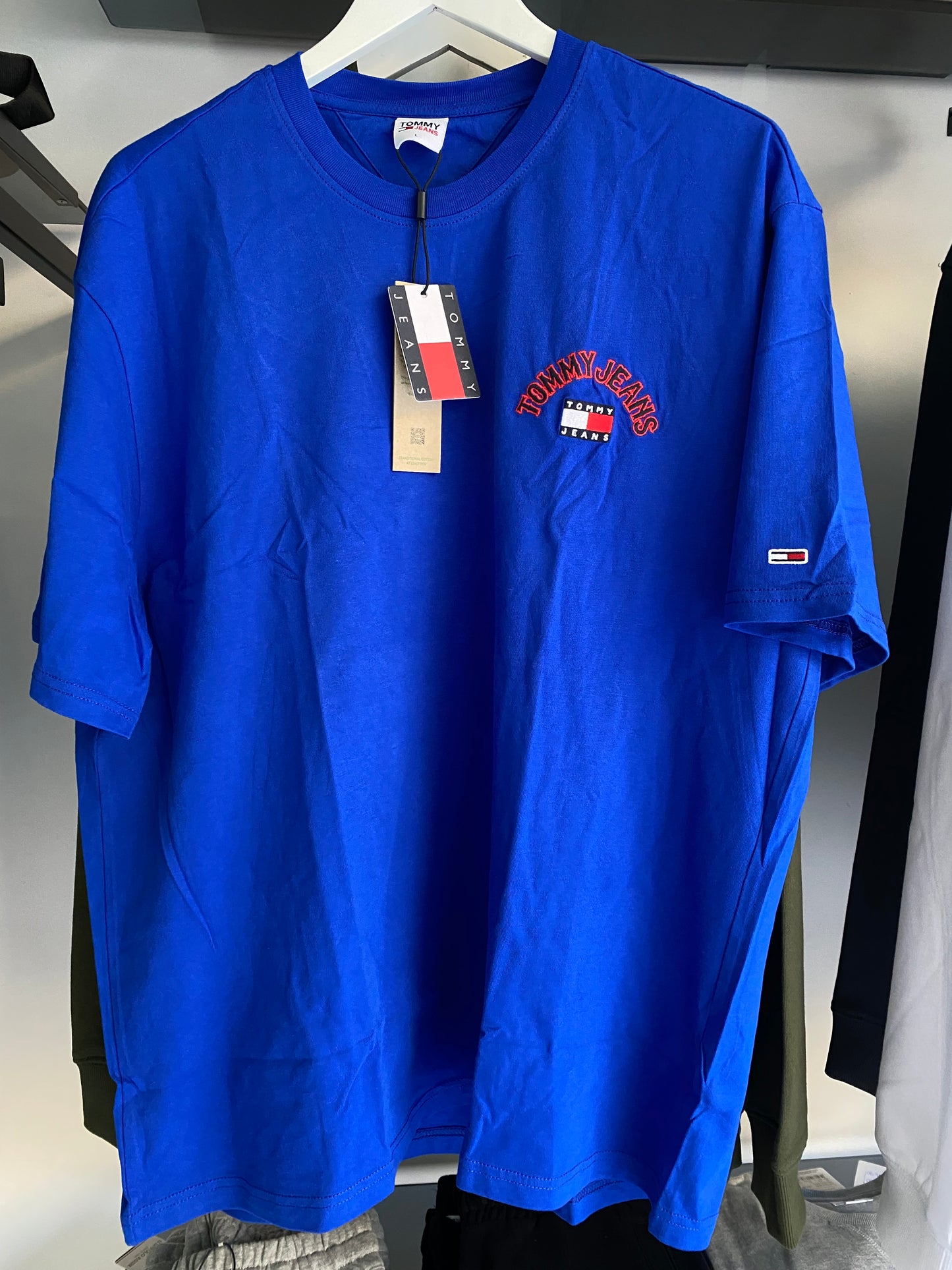 TOMMY JEANS Men T-Shirt