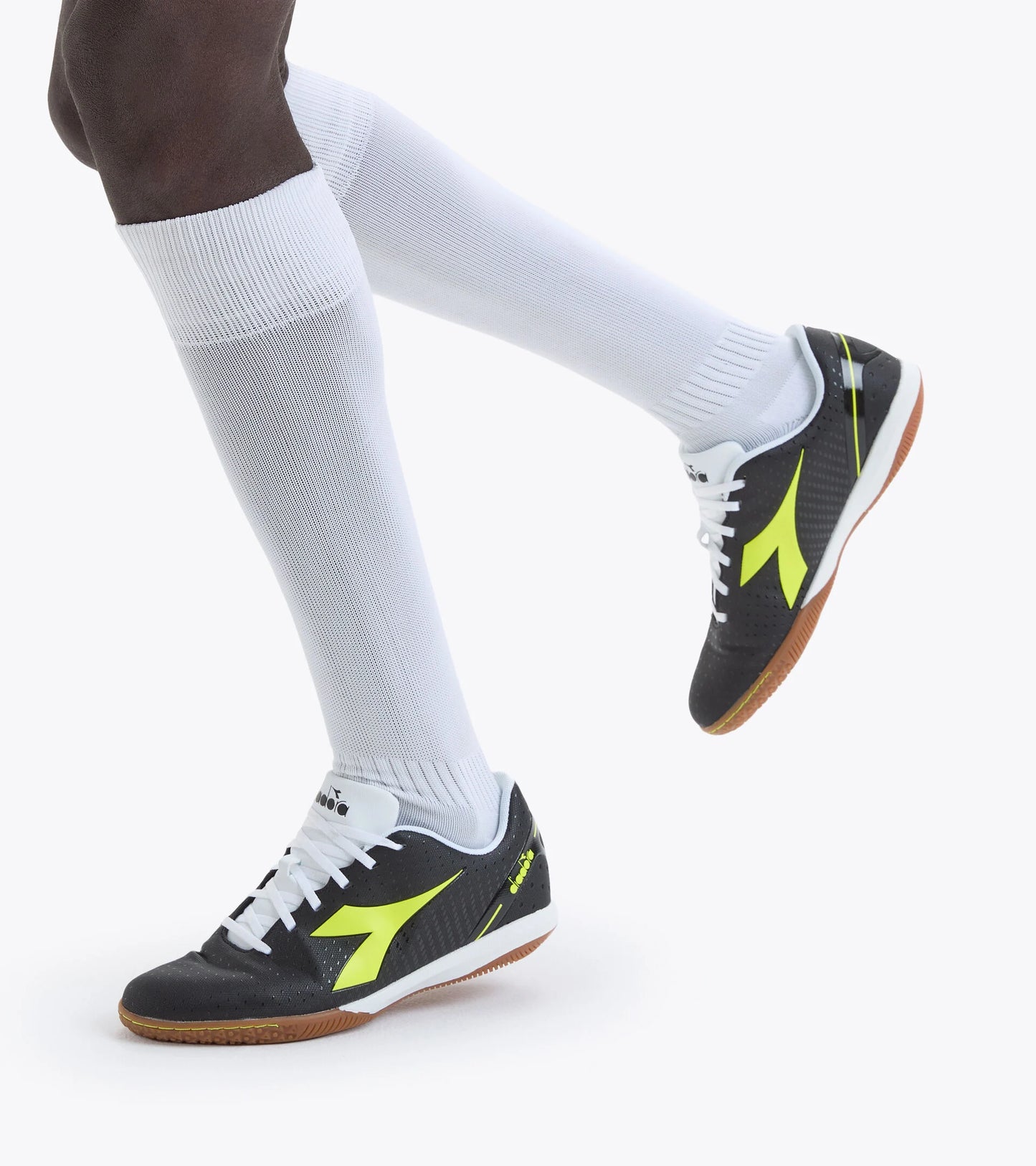 DIADORA Men Sneakers