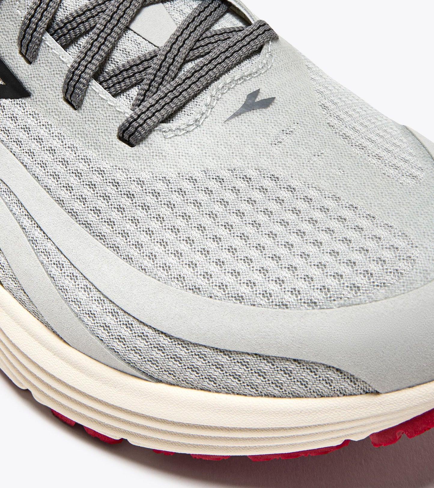 DIADORA Mythos Blushield 9 Vortice Sneakers