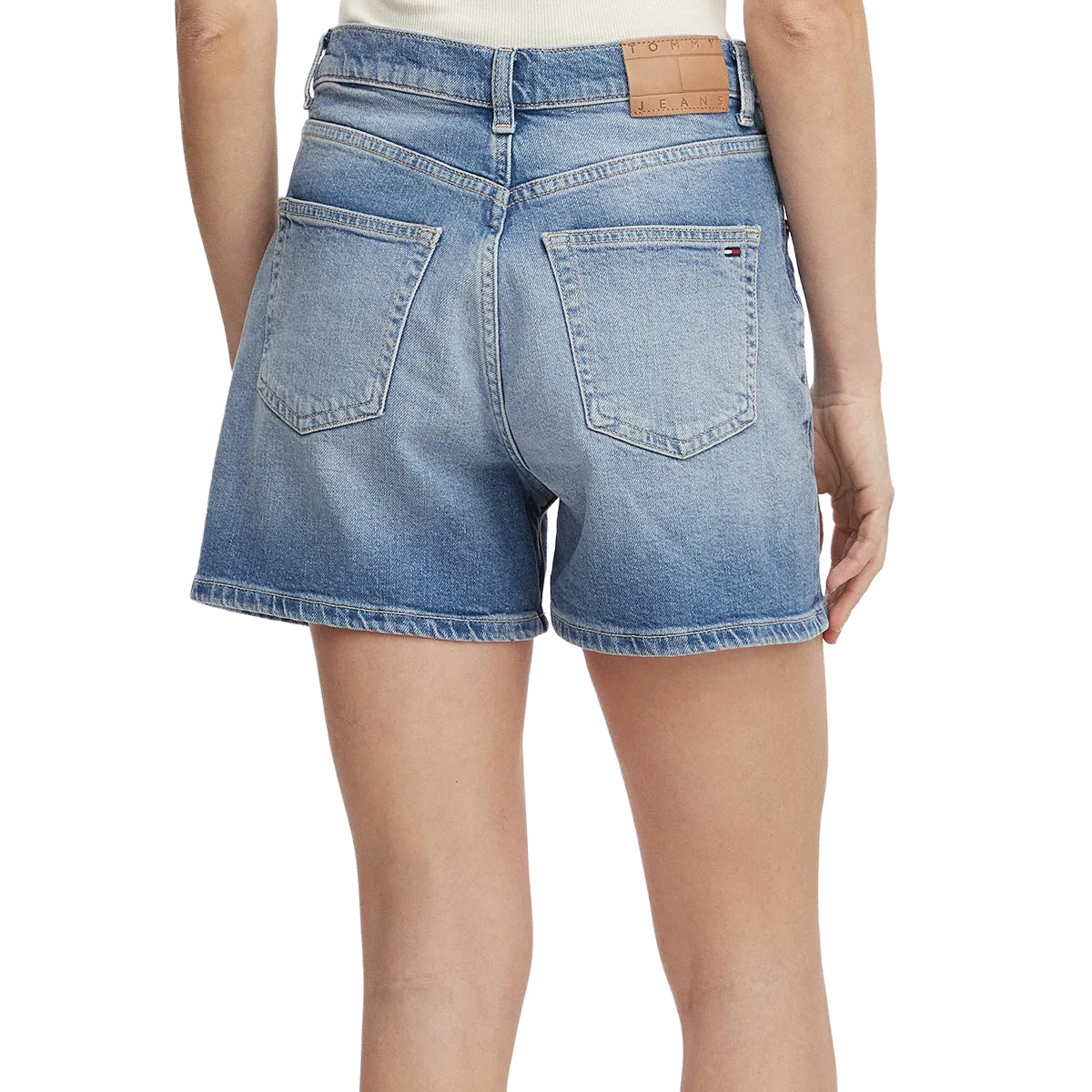 TOMMY JEANS Women Mom Shorts