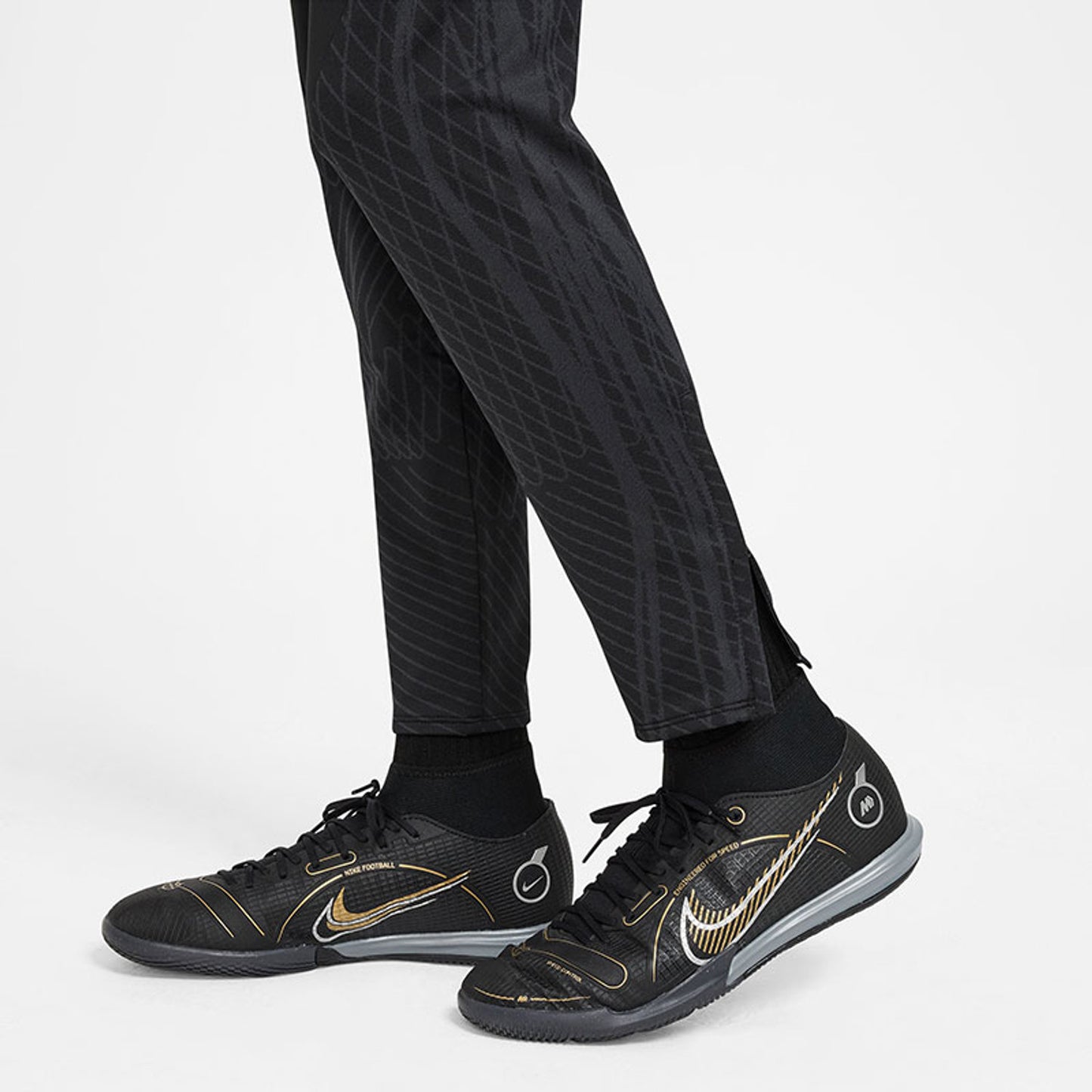 NIKE Dri-Fit Kids Pants